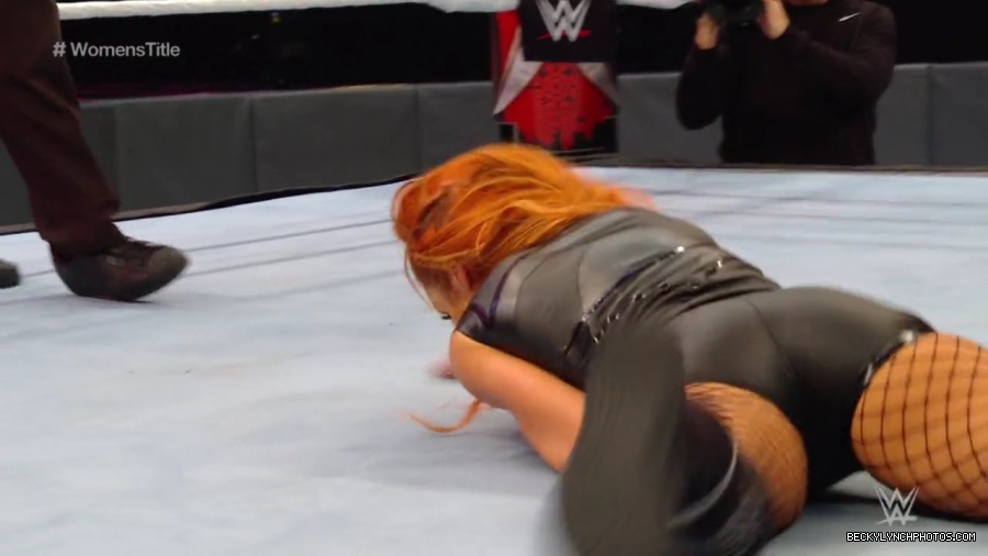 pfa-wwe_wrestlemania36_p1_720p_mkv6955.jpg