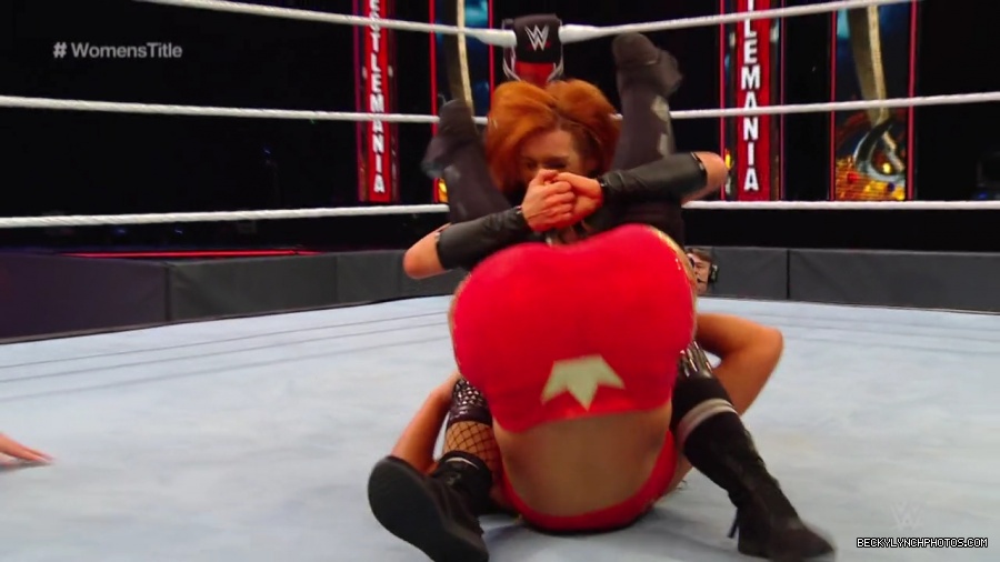 pfa-wwe_wrestlemania36_p1_720p_mkv6979.jpg
