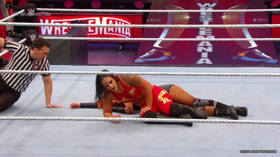 pfa-wwe_wrestlemania36_p1_720p_mkv7006.jpg