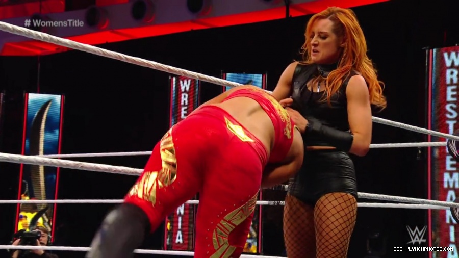 pfa-wwe_wrestlemania36_p1_720p_mkv7034.jpg