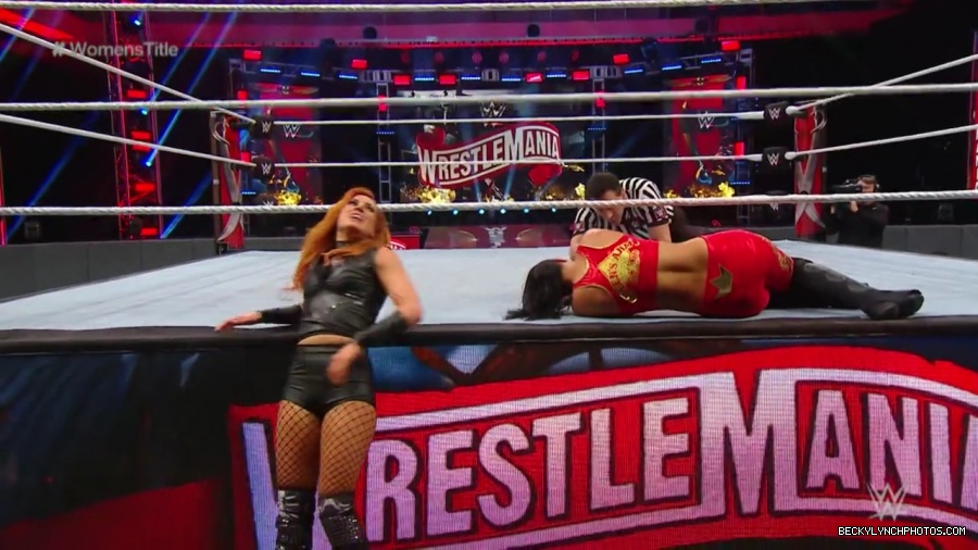 pfa-wwe_wrestlemania36_p1_720p_mkv7065.jpg