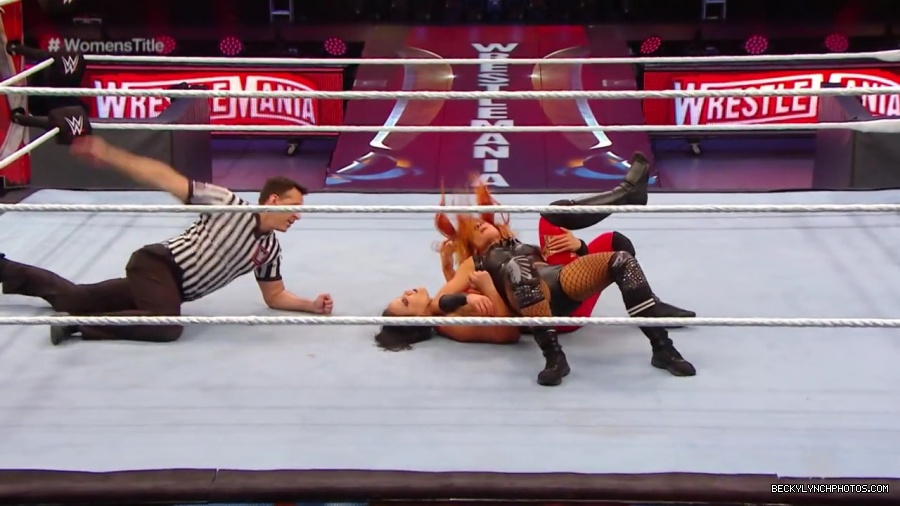 pfa-wwe_wrestlemania36_p1_720p_mkv7073.jpg