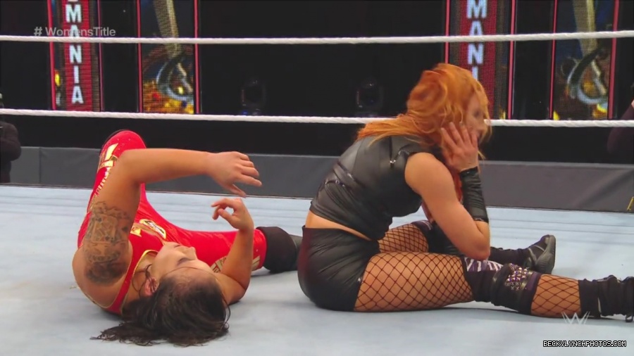 pfa-wwe_wrestlemania36_p1_720p_mkv7077.jpg