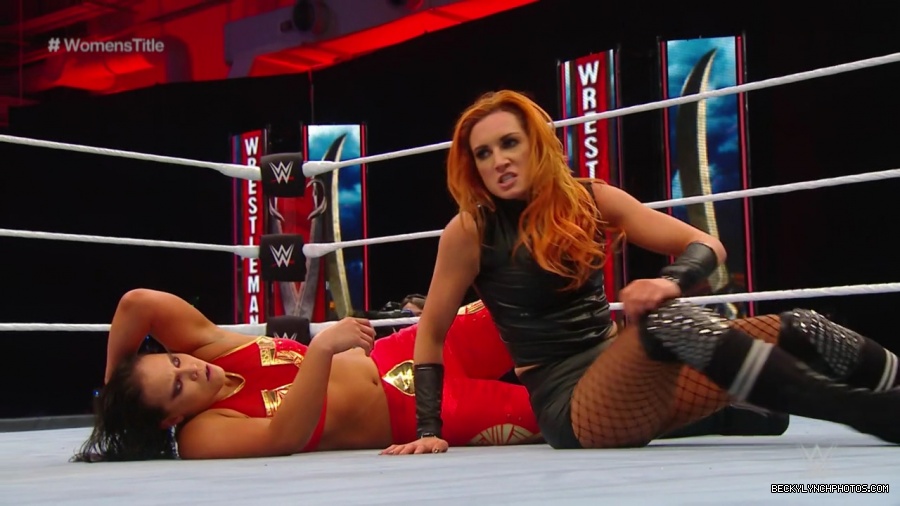 pfa-wwe_wrestlemania36_p1_720p_mkv7100.jpg