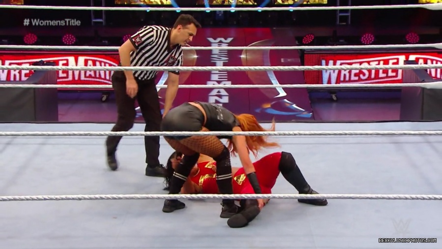 pfa-wwe_wrestlemania36_p1_720p_mkv7103.jpg