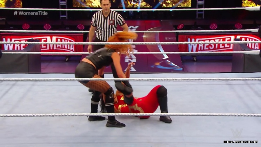 pfa-wwe_wrestlemania36_p1_720p_mkv7104.jpg