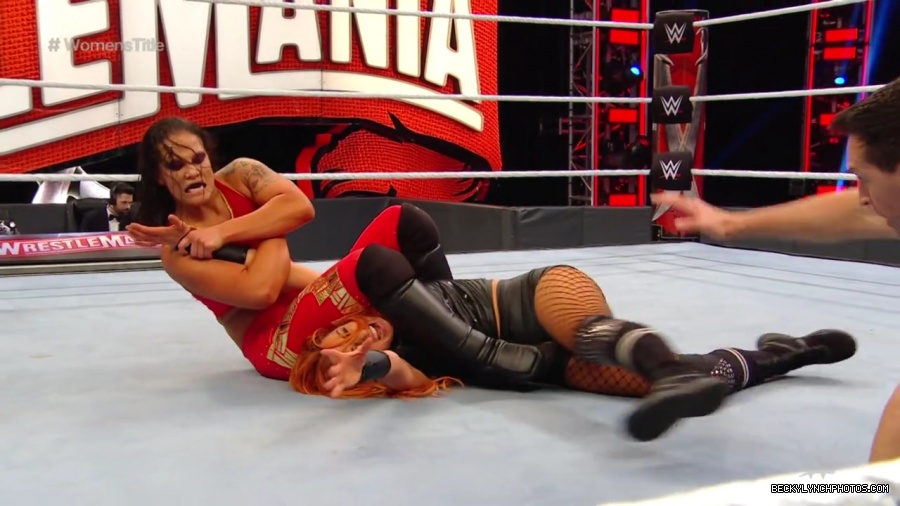 pfa-wwe_wrestlemania36_p1_720p_mkv7132.jpg