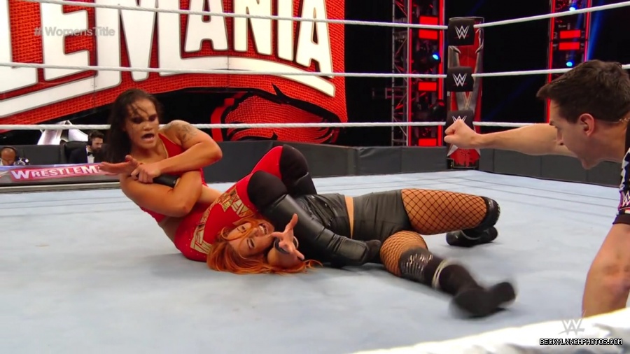 pfa-wwe_wrestlemania36_p1_720p_mkv7133.jpg