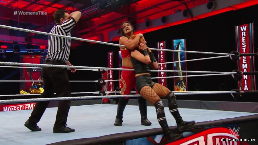 pfa-wwe_wrestlemania36_p1_720p_mkv7210.jpg