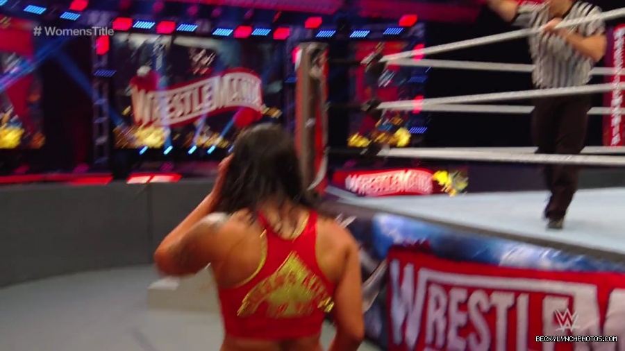pfa-wwe_wrestlemania36_p1_720p_mkv7231.jpg