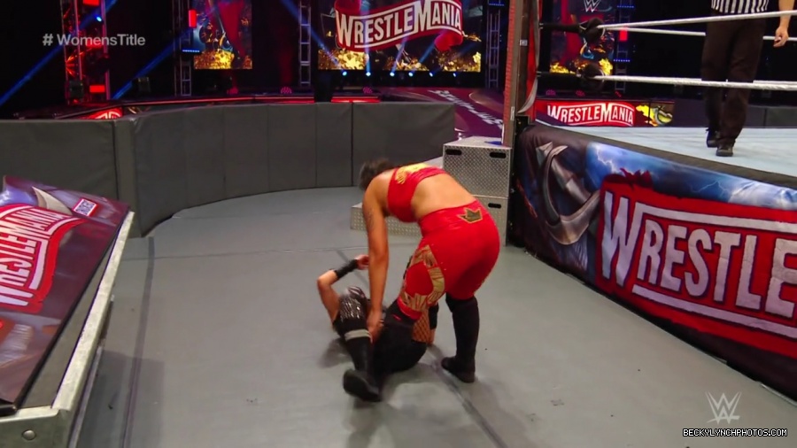 pfa-wwe_wrestlemania36_p1_720p_mkv7235.jpg