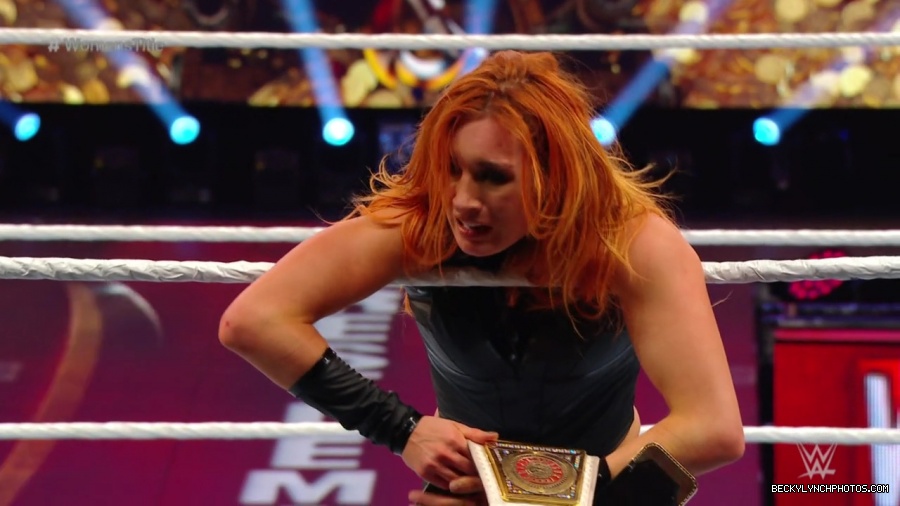 pfa-wwe_wrestlemania36_p1_720p_mkv7320.jpg