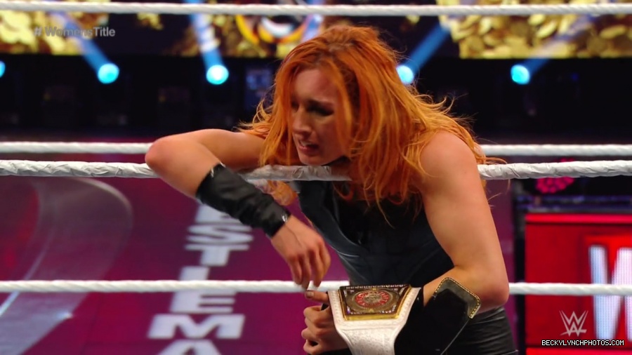 pfa-wwe_wrestlemania36_p1_720p_mkv7322.jpg