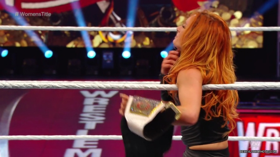 pfa-wwe_wrestlemania36_p1_720p_mkv7323.jpg