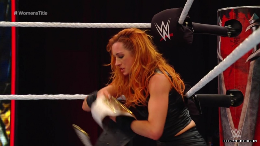 pfa-wwe_wrestlemania36_p1_720p_mkv7335.jpg