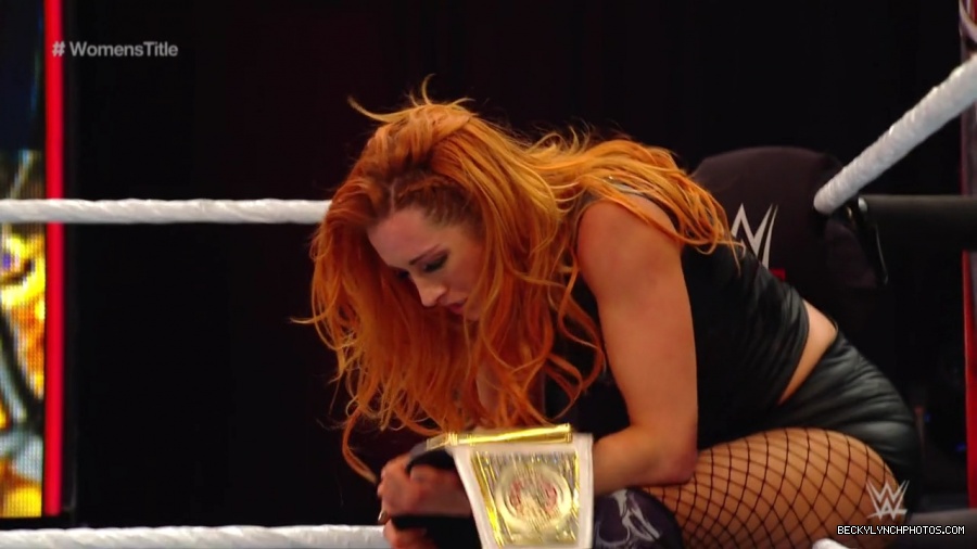 pfa-wwe_wrestlemania36_p1_720p_mkv7336.jpg