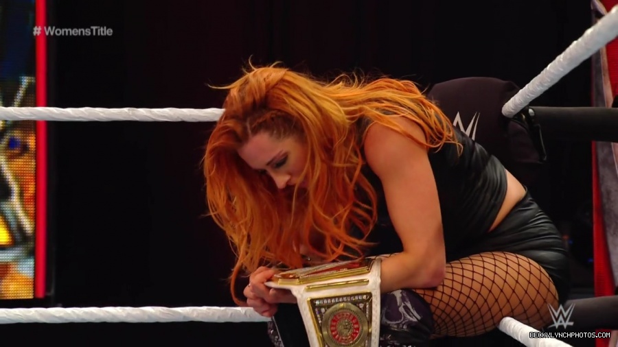 pfa-wwe_wrestlemania36_p1_720p_mkv7337.jpg