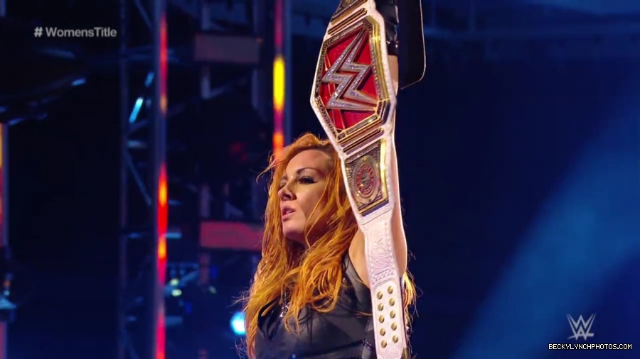 pfa-wwe_wrestlemania36_p1_720p_mkv7387.jpg