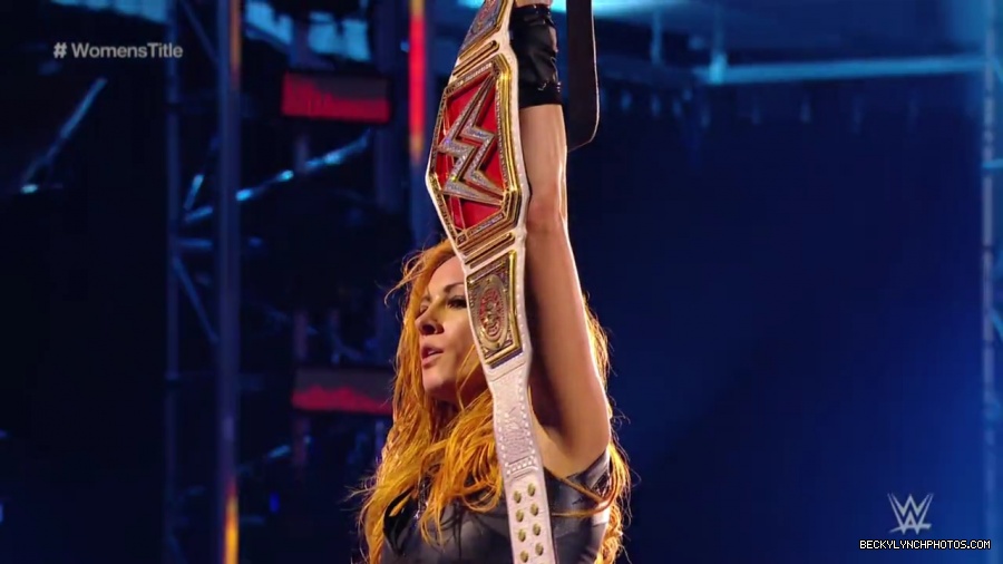 pfa-wwe_wrestlemania36_p1_720p_mkv7388.jpg