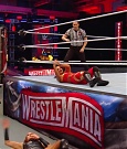 pfa-wwe_wrestlemania36_p1_720p_mkv6844.jpg