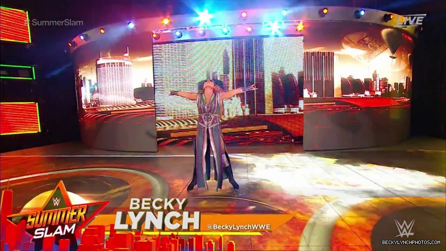 WWE_SummerSlam_2018_PPV_720p_WEB_h264-HEEL_mp47433.jpg
