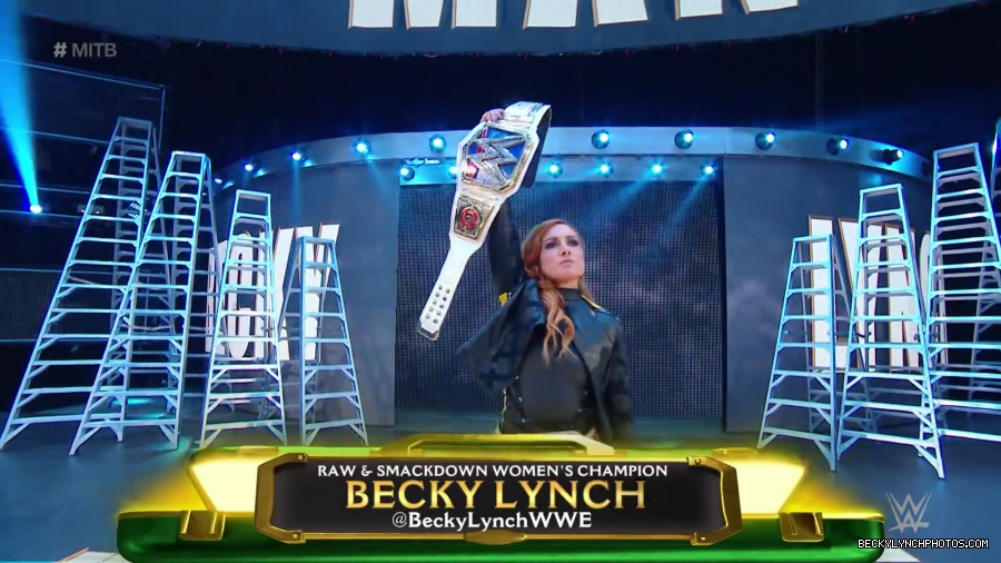MITB_19_mp43417.jpg