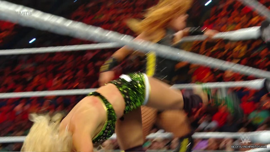 MITB_19_mp44007.jpg