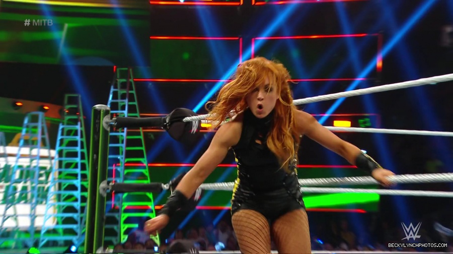 MITB_19_mp44034.jpg