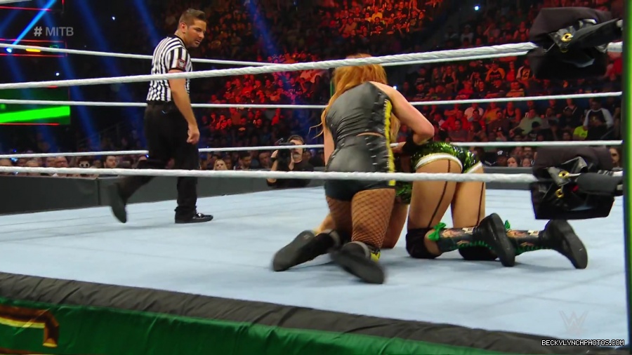 MITB_19_mp44044.jpg