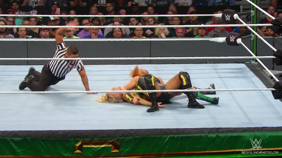 MITB_19_mp44046.jpg