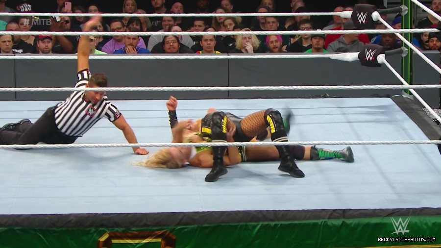 MITB_19_mp44048.jpg
