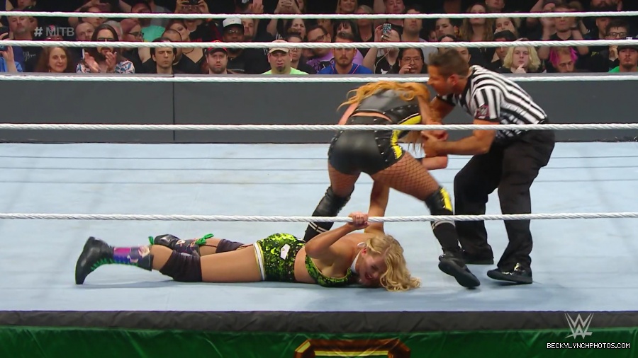MITB_19_mp44143.jpg