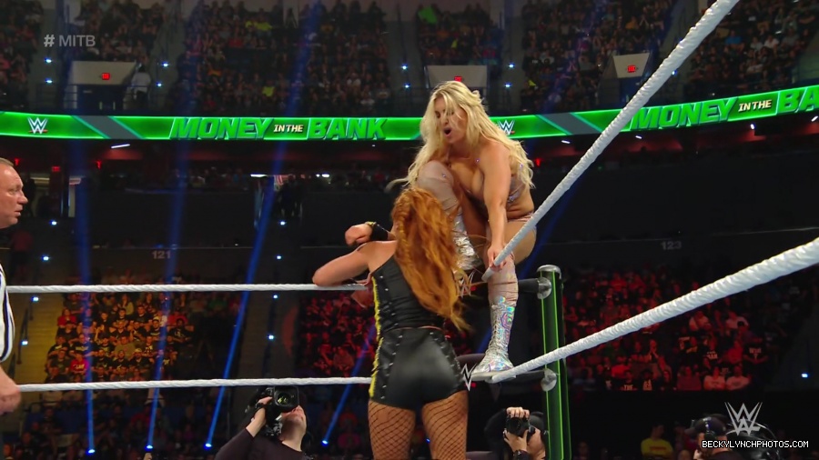 MITB_19_mp44438.jpg