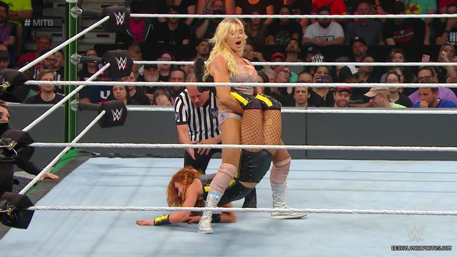 MITB_19_mp44507.jpg