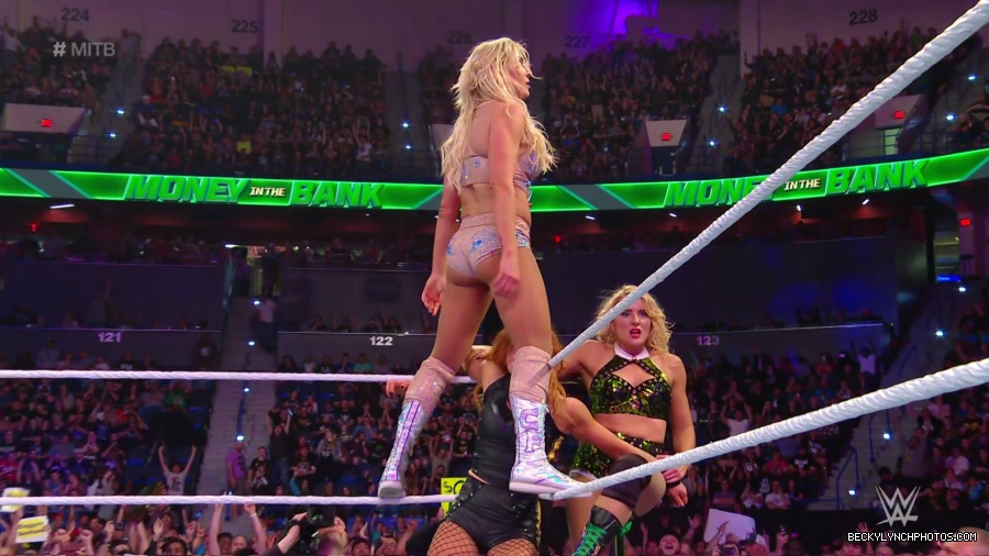 MITB_19_mp44903.jpg