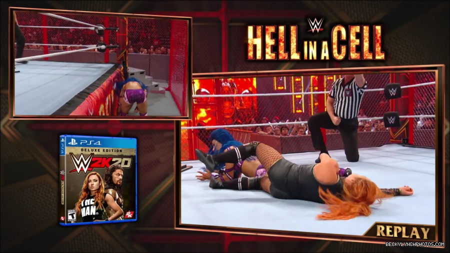 Hell_in_a_Cell_19_mp40854.jpg