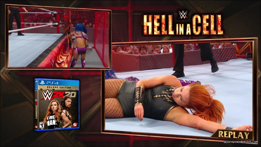 Hell_in_a_Cell_19_mp40855.jpg