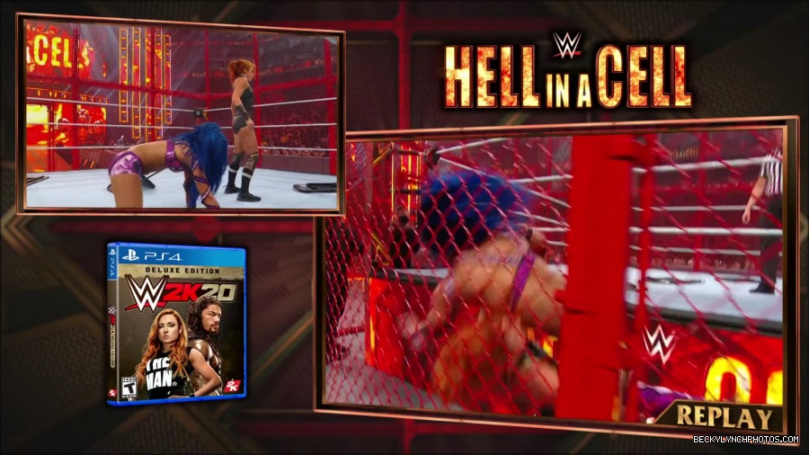 Hell_in_a_Cell_19_mp40967.jpg