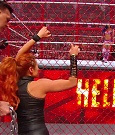 Hell_in_a_Cell_19_mp40255.jpg