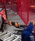 Hell_in_a_Cell_19_mp40459.jpg