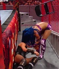 Hell_in_a_Cell_19_mp41119.jpg