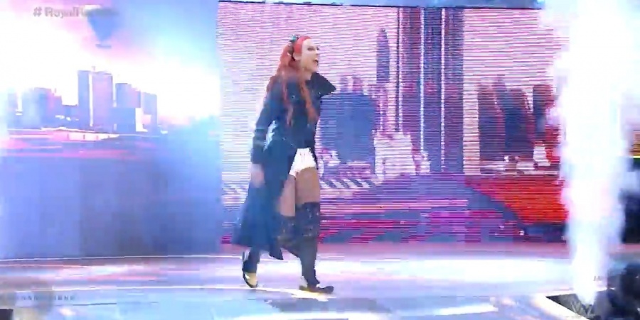 Becky20170129_Still034.jpg