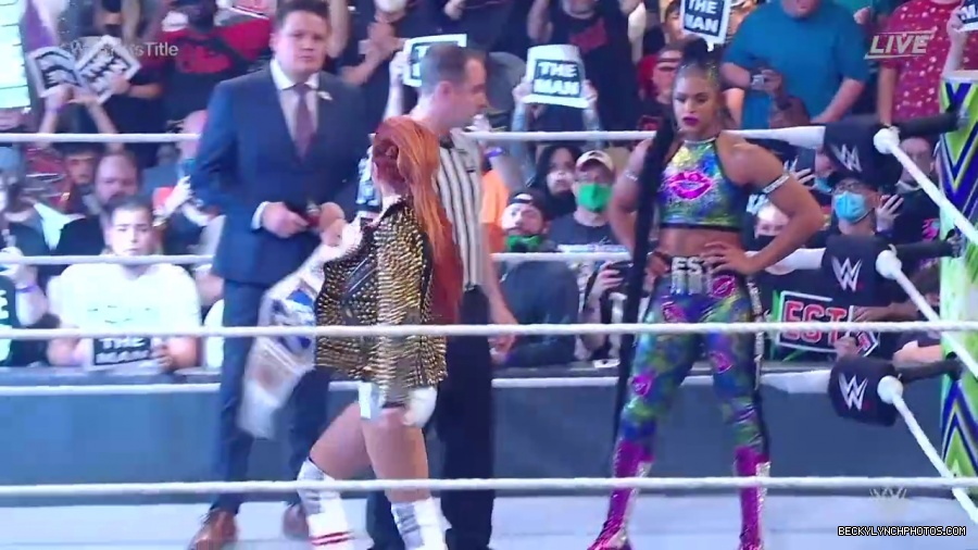 Bianca_and_Sasha_ER_mp43752.jpg
