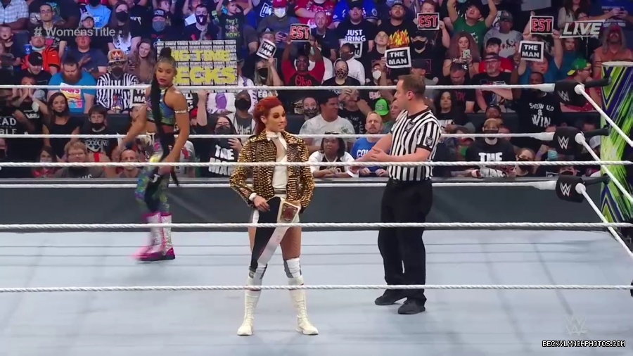 Bianca_and_Sasha_ER_mp43819.jpg