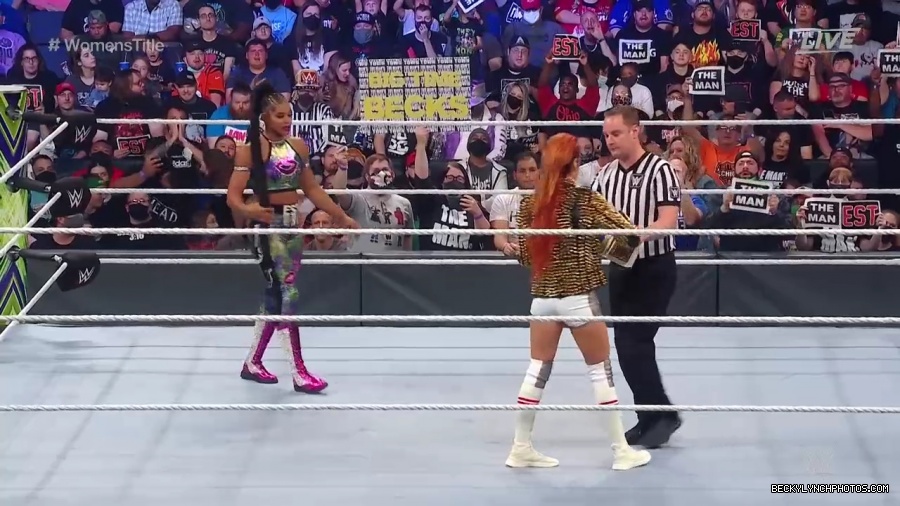 Bianca_and_Sasha_ER_mp43821.jpg