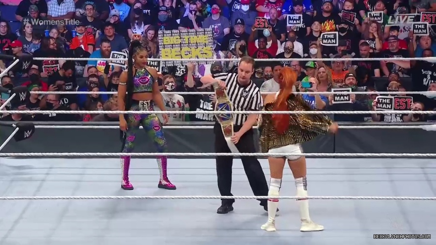 Bianca_and_Sasha_ER_mp43823.jpg