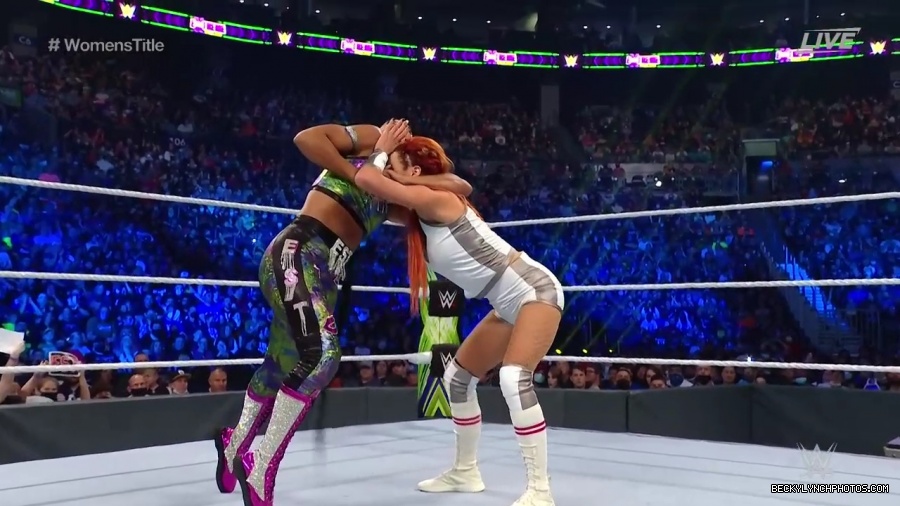 Bianca_and_Sasha_ER_mp43909.jpg