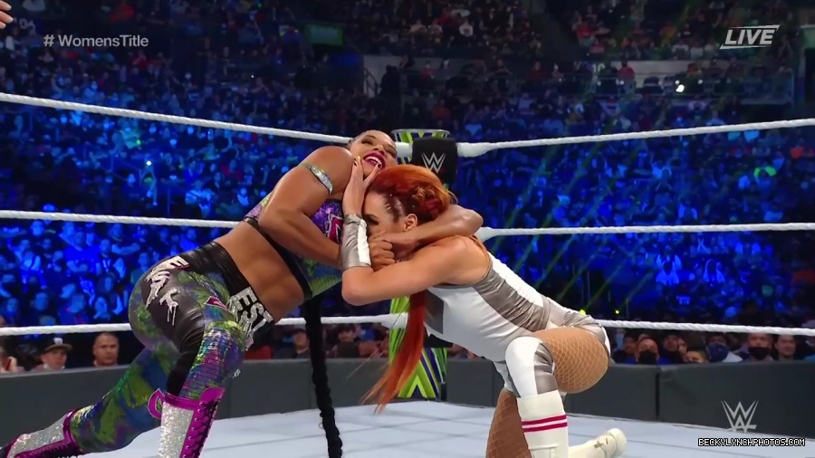 Bianca_and_Sasha_ER_mp43912.jpg