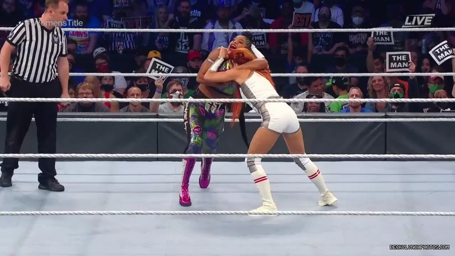 Bianca_and_Sasha_ER_mp43916.jpg