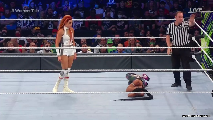 Bianca_and_Sasha_ER_mp44103.jpg